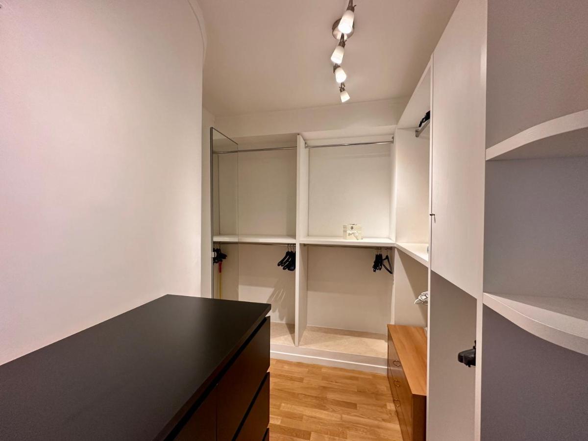 Sisters' Home - Appartamento Nel Centro Storico Con Terrazzo, Aria Condizionata E Vasca Da Bagno Сієна Екстер'єр фото